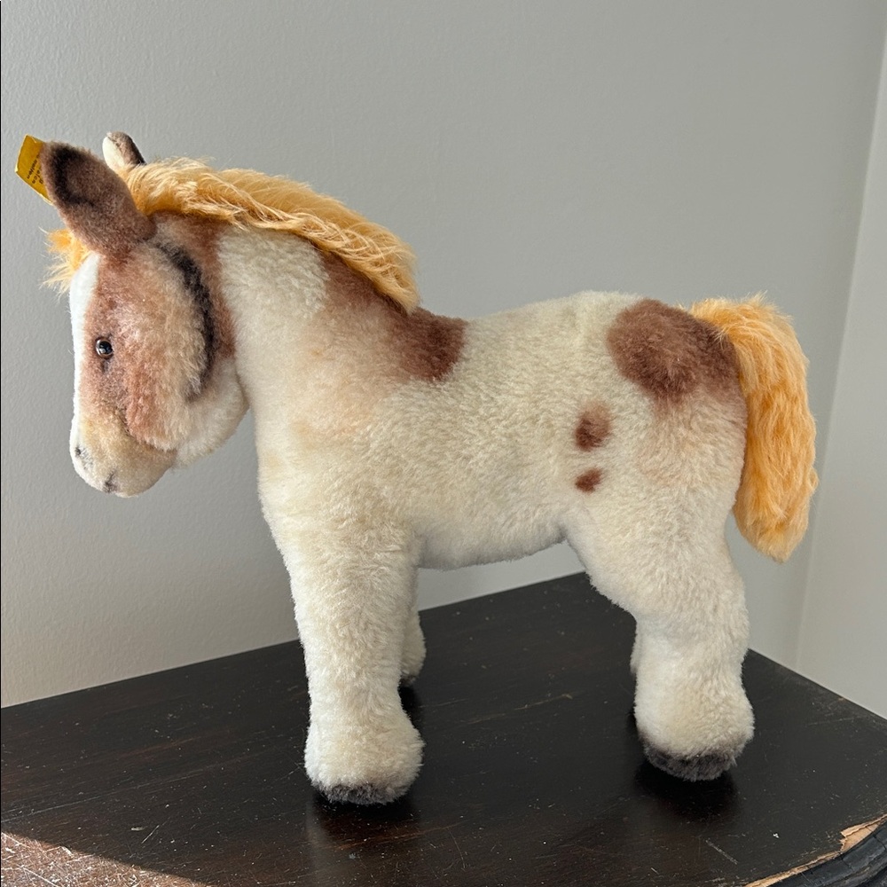 Original Steiff pony - “Sheddy”